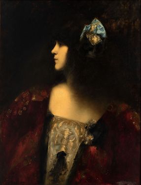 Portrait of lady with a bow
